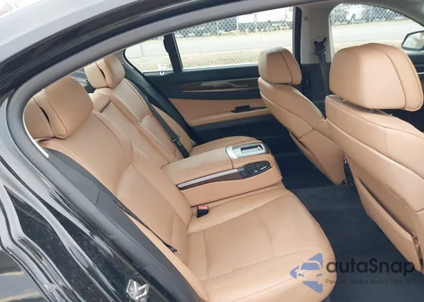 2011 BMW 740Li из США, поврежденный, VIN WBAKB4C54BC392609